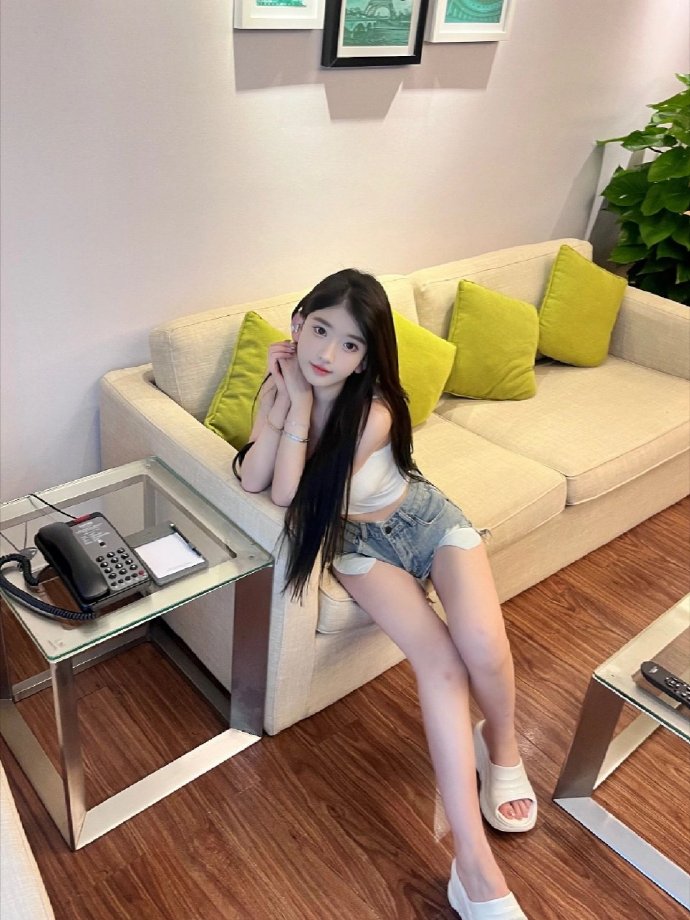 进击的巨人 封面